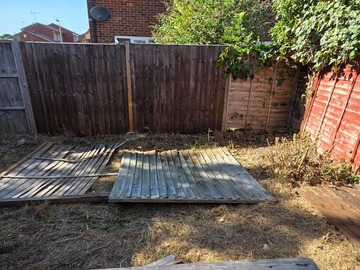 Earn a Monthly Rent: Small garden in leicester beaumont leys